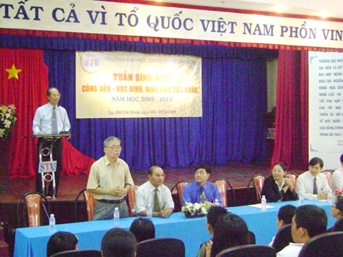 TUẦN SINH HOẠT ĐẦU KHÓA NĂM HỌC 2009 – 2010