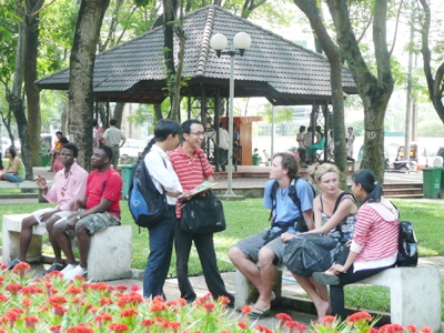 Loạn chuẩn đầu ra ngoại ngữ