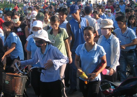 Nhu cầu nhân lực các nhóm ngành năm 2013