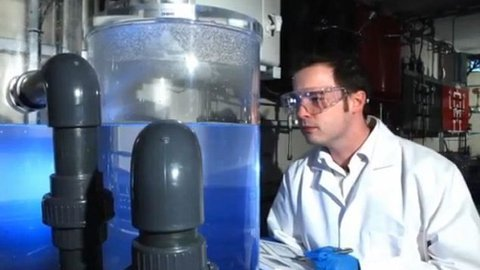 Đột phá: Sản xuất xăng từ... không khí