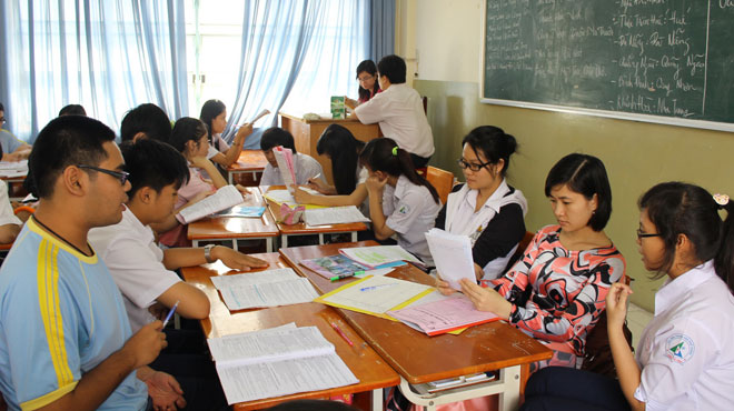 Nên chăng bỏ thi tốt nghiệp THPT?