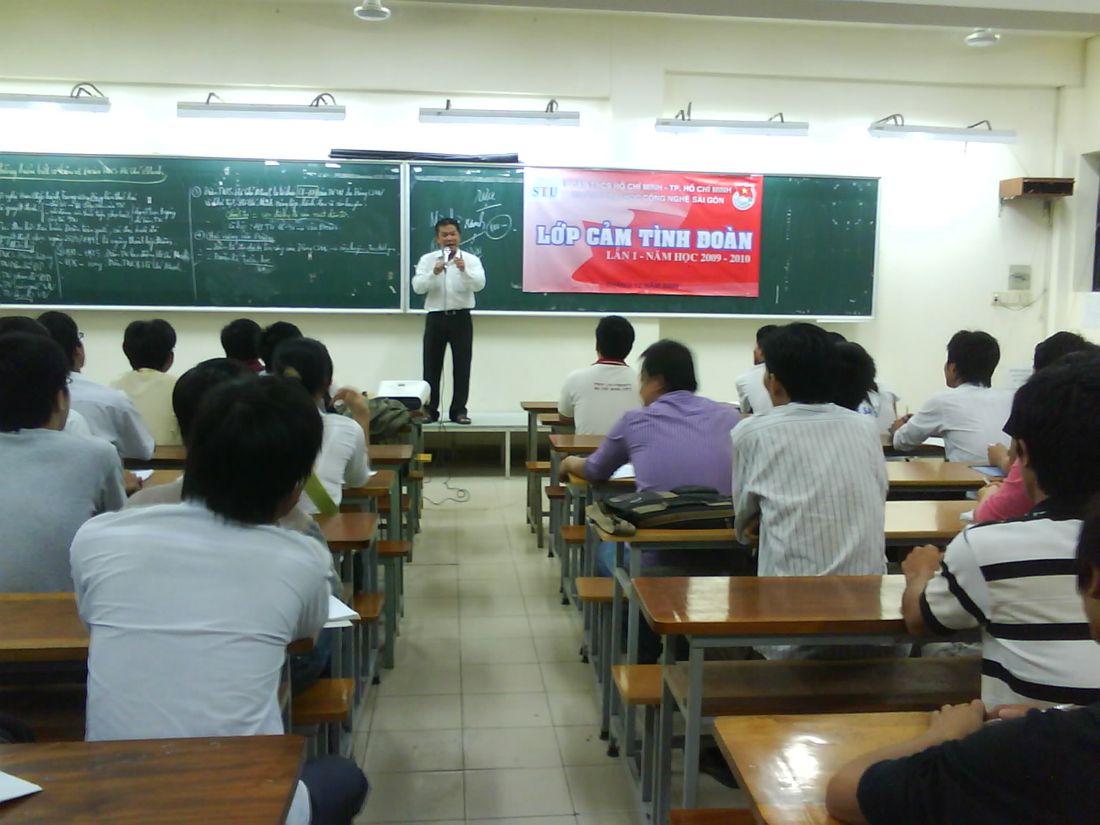 Gần 200 thanh niên Ưu tú tham dự Lớp Cảm Tình Đoàn lần 1 năm học 2009 - 2010