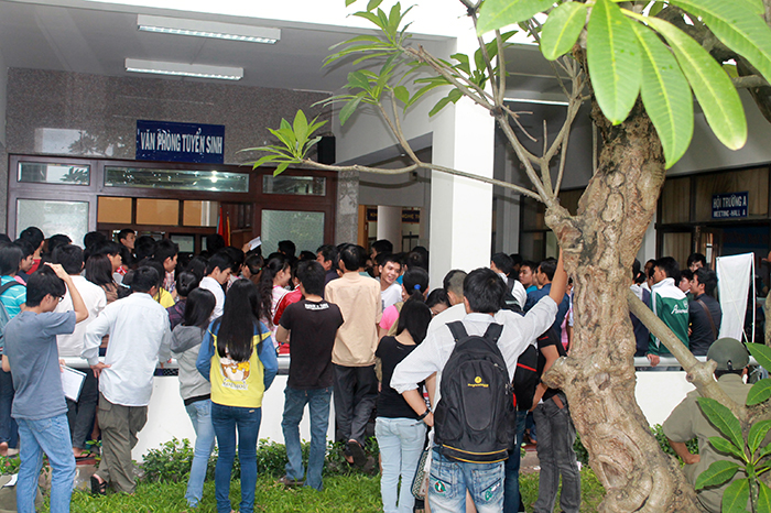 THÔNG BÁO TUYỂN SINH ĐẠI HỌC HÌNH THỨC VỪA LÀM VỪA HỌC KHÓA 8 NĂM 2013