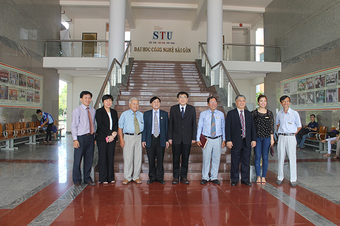 STU tiếp đoàn trường ĐH Hoàng gia Thonburi