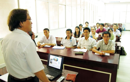 Thiếu giảng viên trầm trọng