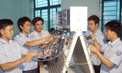 Bỏ đào tạo hệ trung cấp chuyên nghiệp - Cần có lộ trình