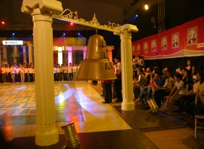 Sinh viên ĐH Công Nghệ Sài gòn tưng bừng “Rung Chuông Vàng STU” 2009.