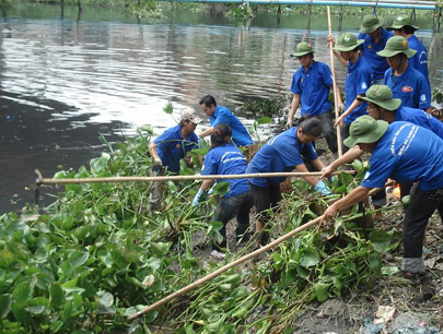 Vì cộng đồng và trưởng thành