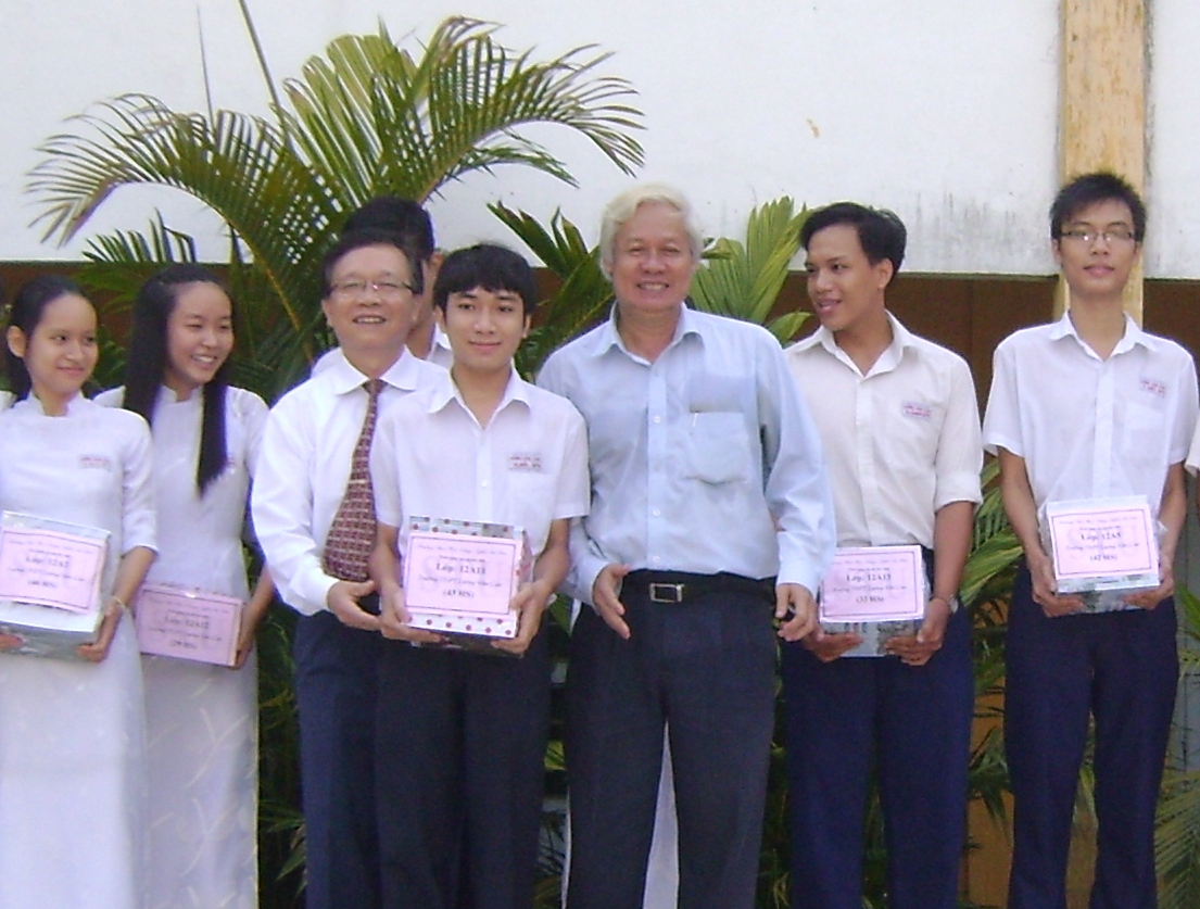 Học Bổng Học Bổng