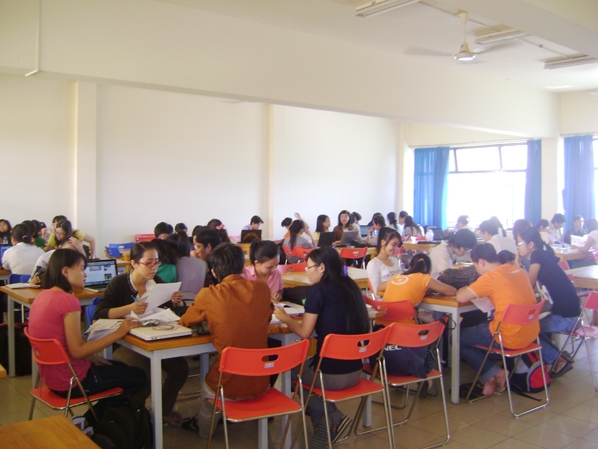 Hướng dẫn bạn đọc khi khi sử dụng dịch vụ Thư viện Hướng dẫn bạn đọc khi khi sử dụng dịch vụ Thư viện