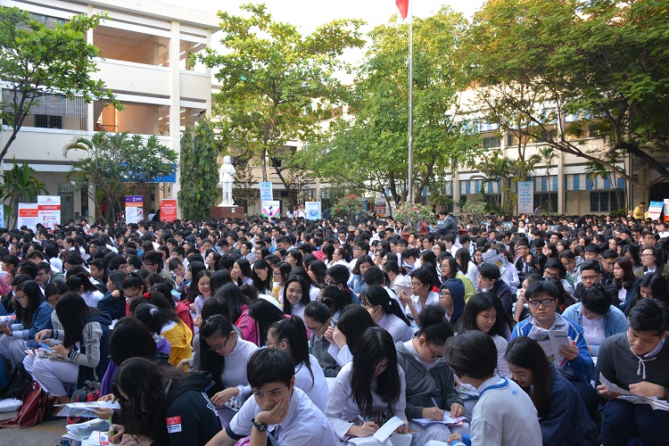 STU tham gia Ngày hội Tư vấn hướng nghiệp, tư vấn tuyển sinh Đại học, Cao đẳng 2017 tại trường THPT Võ Thị Sáu