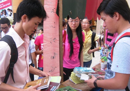 Thiếu kỹ năng, sinh viên mất nhiều cơ hội