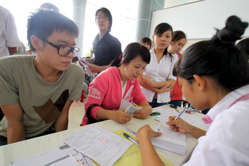 Tuyển sinh ĐH, CĐ năm 2013: Phải nộp bản gốc kết quả khi xét tuyển