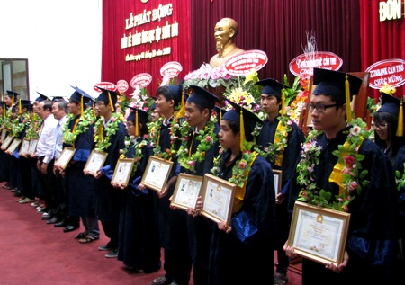 Tưng bừng tổ chức Tuần lễ hưởng ứng học tập suốt đời Tưng bừng tổ chức Tuần lễ hưởng ứng học tập suốt đời