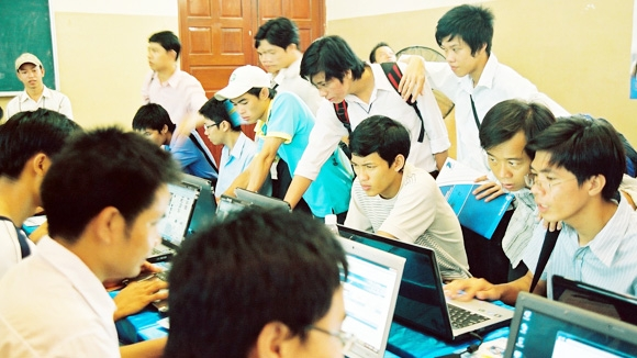 Giật mình vì học phí đại học, cao đẳng