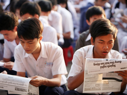 Điểm sàn phụ thuộc vào đề thi