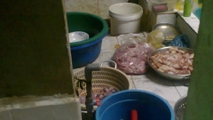 Eateries feed students rotten food