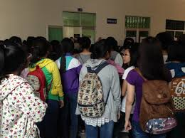 Nháo nhào xét tuyển Nháo nhào xét tuyển