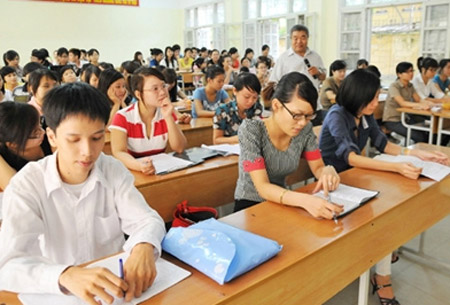 MOET determined to stop “university bubble” MOET determined to stop “university bubble”