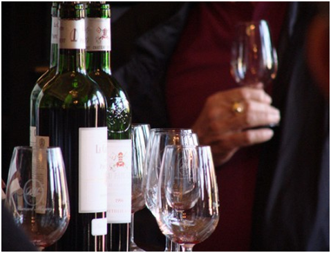 Bộ Giáo dục kêu gọi toàn ngành không uống rượu, bia trong dịp Tết