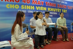 Students document access problems for disabled