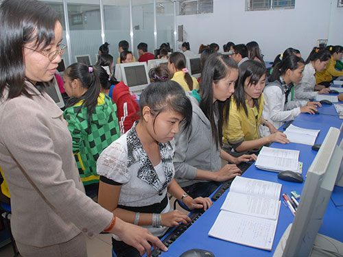 “Giải cứu” trường ngoài công lập