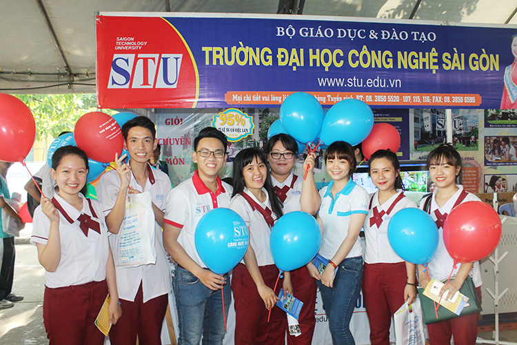 Trường Đại học Công nghệ Sài Gòn tham gia Ngày hội tư vấn hướng nghiệp, xét tuyển ĐH – CĐ 2016 do Báo Giáo dục TP. HCM tổ chức.