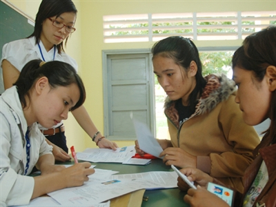 MOET to lower floor marks to rescue private schools