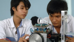 Teachers grappling with low salaries at vocational schools