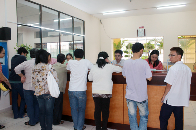 “Tư vấn truyền hình trực tiếp” xét tuyển nguyện vọng bổ sung cho Khoa Công nghệ thực phẩm và Khoa Công nghệ thông tin