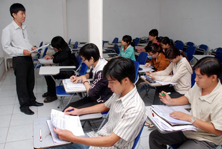 Đi mượn… giảng viên