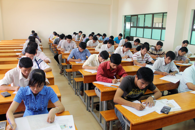 Tuyển sinh liên thông đại học ngoài chính quy (vừa làm vừa học)