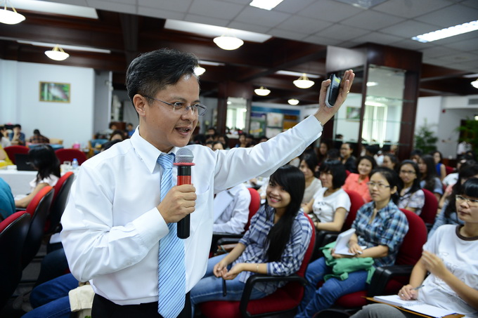 Nắm cơ hội để vượt khủng hoảng