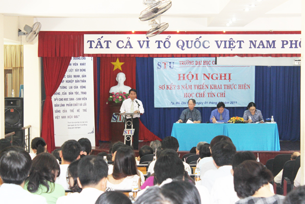 Hội nghị sơ kết ba năm triển khai học chế tín chỉ Hội nghị sơ kết ba năm triển khai học chế tín chỉ