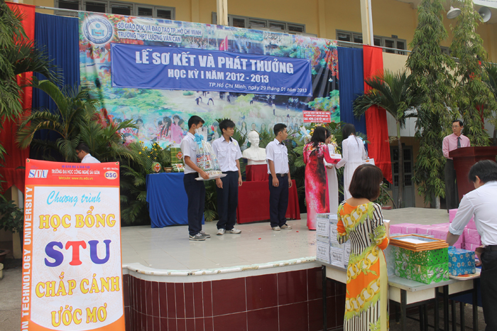 Chương trình trao học bổng Chương trình trao học bổng