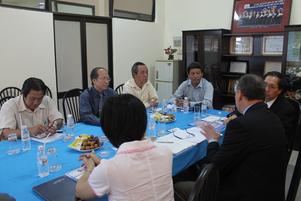 Lãnh đạo Trường ĐH Newcastle - Australia thăm và làm việc với STU Lãnh đạo Trường ĐH Newcastle - Australia thăm và làm việc với STU