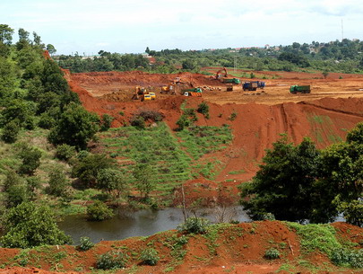 Đôi nét về qui hoạch phân vùng thăm dò, khai thác, chế biến, sử dụng bô - xít giai đoạn 2007 - 2015 (có xét đến năm 2025) (*) Đôi nét về qui hoạch phân vùng thăm dò, khai thác, chế biến, sử dụng bô - xít giai đoạn 2007 - 2015 (có xét đến năm 2025) (*)