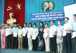 Thông tin kết quả thi đua Công tác Hội và phong trào Sinh viên năm học 2008 - 2009. Thông tin kết quả thi đua Công tác Hội và phong trào Sinh viên năm học 2008 - 2009.
