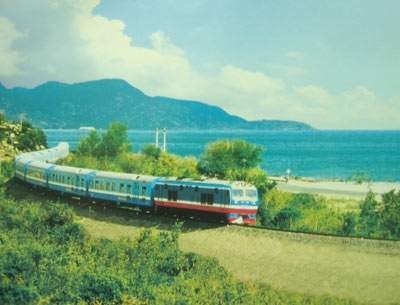 TB V/v Mua vé tàu tập thể cho Sinh viên, GV-NV nhân dịp tết Nguyên đán 2010 TB V/v Mua vé tàu tập thể cho Sinh viên, GV-NV nhân dịp tết Nguyên đán 2010