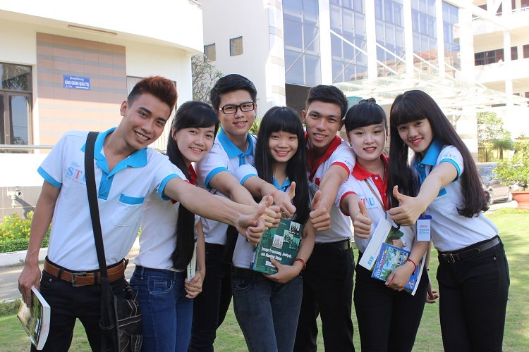 Thông báo tuyển sinh Đại học hệ Vừa làm vừa học (Khóa 9) - Infographic Thông báo tuyển sinh Đại học hệ Vừa làm vừa học (Khóa 9) - Infographic