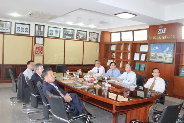 Lãnh đạo của Trường ĐH CUA (The Catholic University of America) Hoa Kỳ thăm và làm việc với STU Lãnh đạo của Trường ĐH CUA (The Catholic University of America) Hoa Kỳ thăm và làm việc với STU