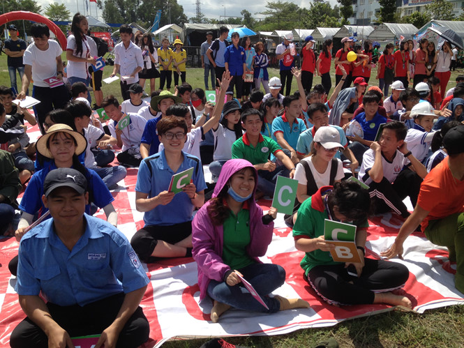 Cấm học sinh sinh viên nói xấu nhà trường, thực hiện được không? Cấm học sinh sinh viên nói xấu nhà trường, thực hiện được không?