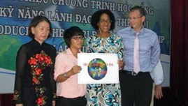 First deaf student studies leadership skills First deaf student studies leadership skills