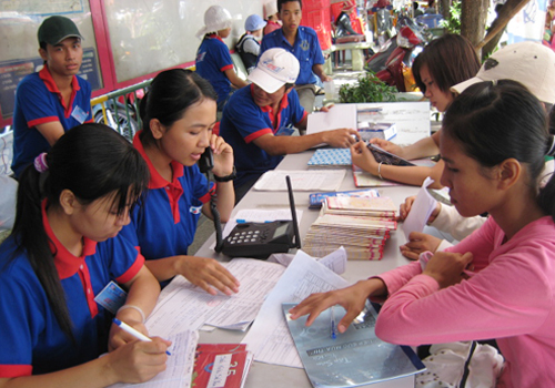 5.000 bạn trẻ “Tiếp sức mùa thi” 2009 tại TP.HCM 5.000 bạn trẻ “Tiếp sức mùa thi” 2009 tại TP.HCM