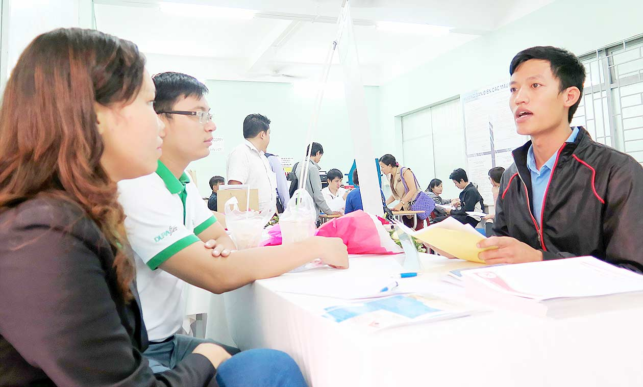 4 ngành công nghiệp trọng điểm TPHCM thiếu nguồn nhân lực chất lượng cao 4 ngành công nghiệp trọng điểm TPHCM thiếu nguồn nhân lực chất lượng cao