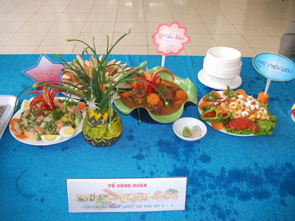 Hội thi nấu ăn chào mừng ngày 8 - 3 Hội thi nấu ăn chào mừng ngày 8 - 3