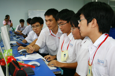 310 thí sinh tham gia Hội thi tin học trẻ TP.HCM 2009 310 thí sinh tham gia Hội thi tin học trẻ TP.HCM 2009