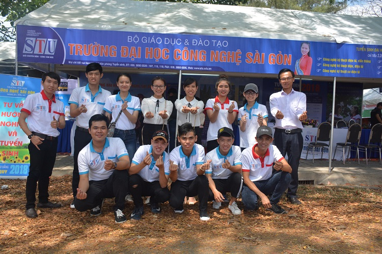 Dấu ấn STU trong ngày hội Tư vấn tuyển sinh - hướng nghiệp tại ĐH Cần Thơ Dấu ấn STU trong ngày hội Tư vấn tuyển sinh - hướng nghiệp tại ĐH Cần Thơ