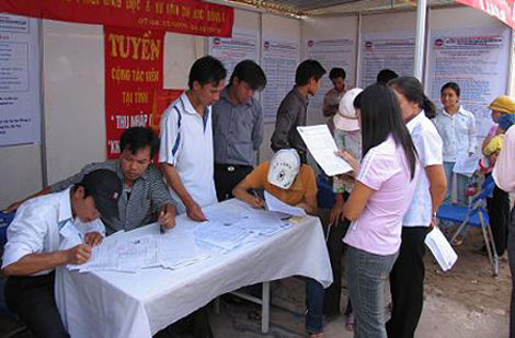 Thất nghiệp là do sinh viên chọn nhầm sân Thất nghiệp là do sinh viên chọn nhầm sân