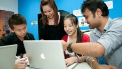 S’pore bank association scholarships open to applicants S’pore bank association scholarships open to applicants